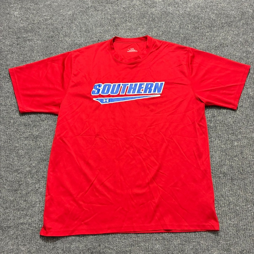 Under Armour "Southern" Mens T-Shirt Red Casual Short Sleeve Chest Size 43"